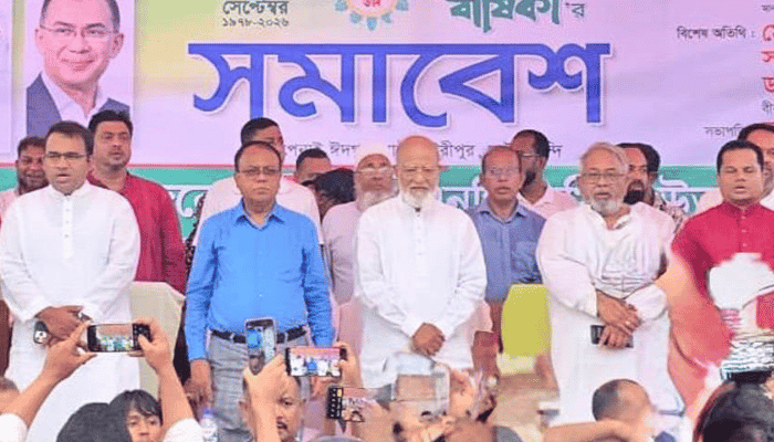 দেশে গণতন্ত্র ও আইনের শাসন প্রতিষ্ঠিত হচ্ছে : খন্দকার মোশাররফ
